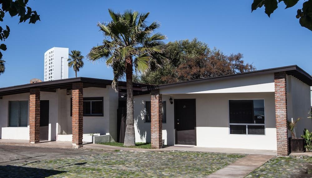 California Villas Y Hotel Ενσενάντα Εξωτερικό φωτογραφία